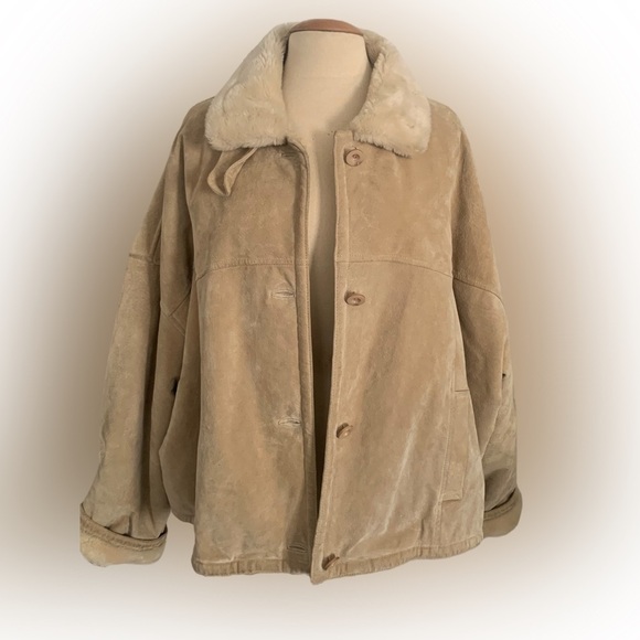 Jones New York Tan and Cream / Ivory Suede Jacket lined with faux fur. - Picture 1 of 15